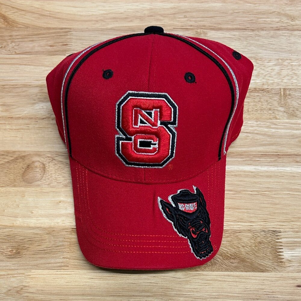 N.C. State Wolfpack One-Fit Stretch Fitted Hat/Cap